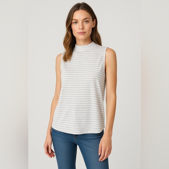 👚 Land's End Grey & White Striped Sleeveless Turtleneck Top 🖤🤍 - Picture 7 of 7
